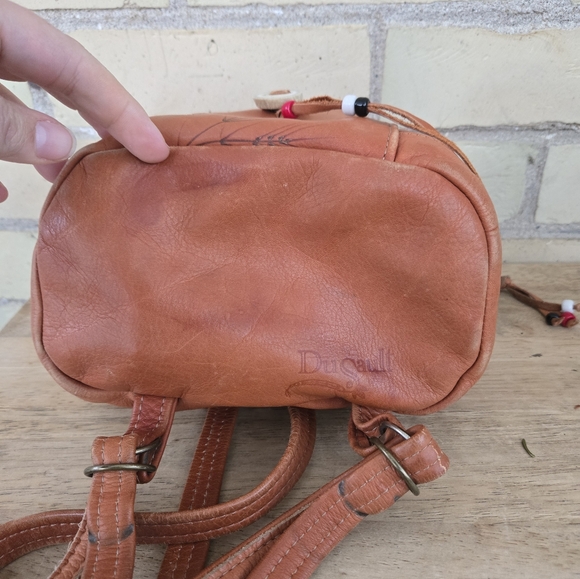 Vintage Leather Backpack - Picture 9 of 11